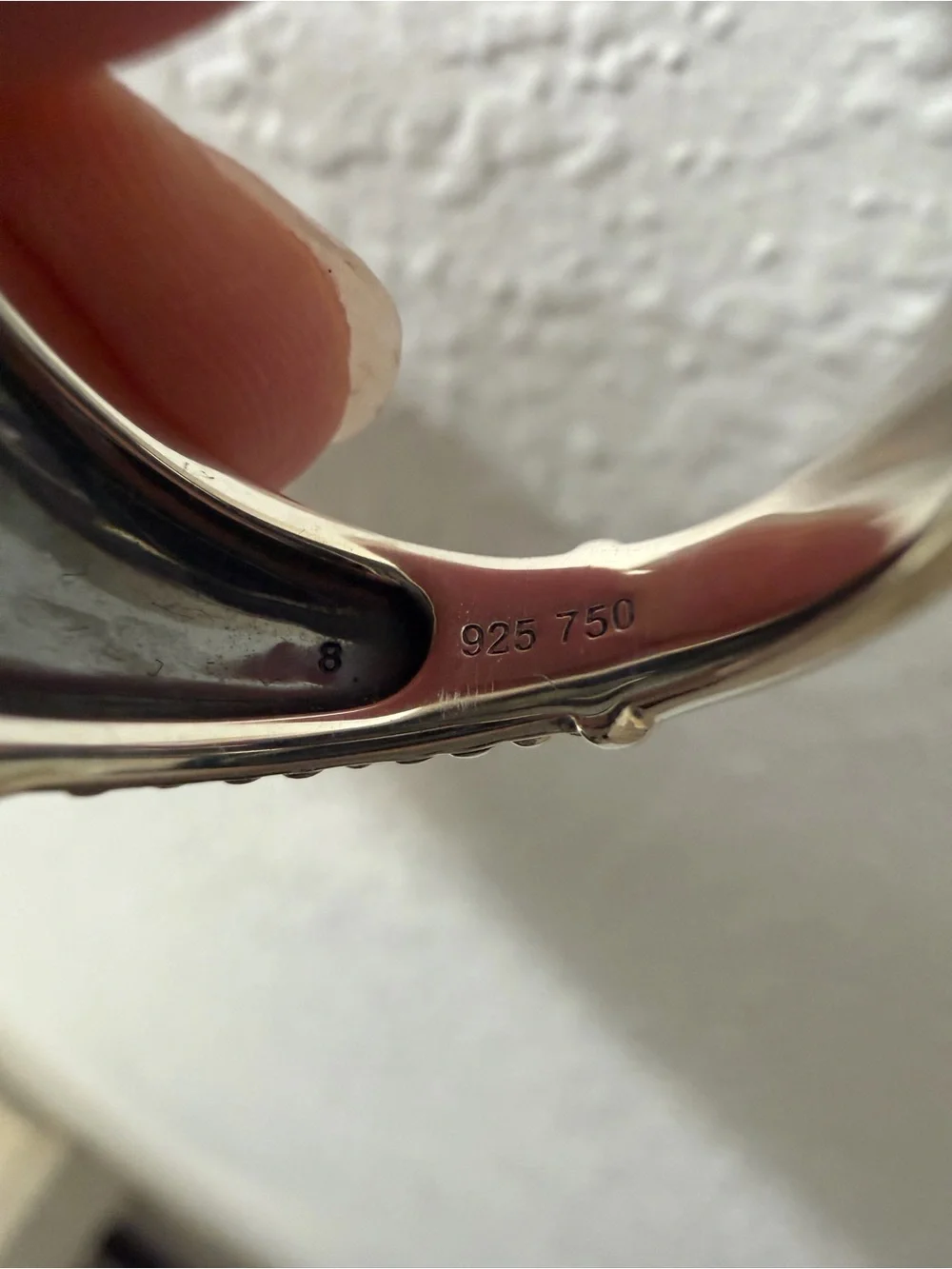 Lagos two tone “X” Caviar Done ring SIZE 8